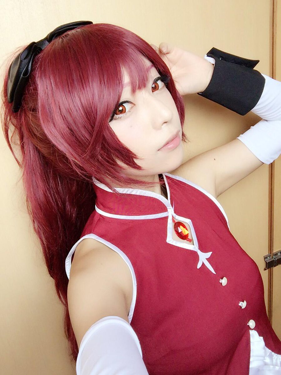 这身材太犯规了 大胸写真女星最爱玩cosplay(14)