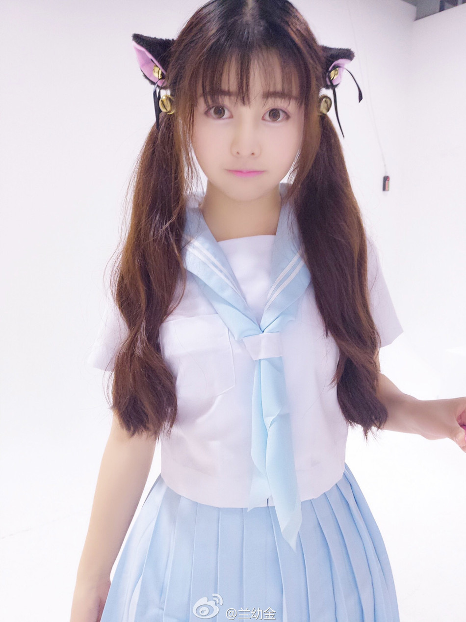 激萌showgirl兰幼金晒写真