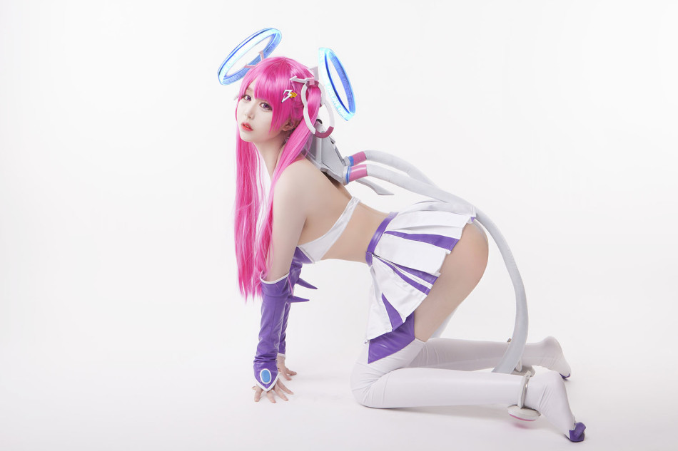 新晋人气混血showgirl晒私照_Z攻略-专注于游戏