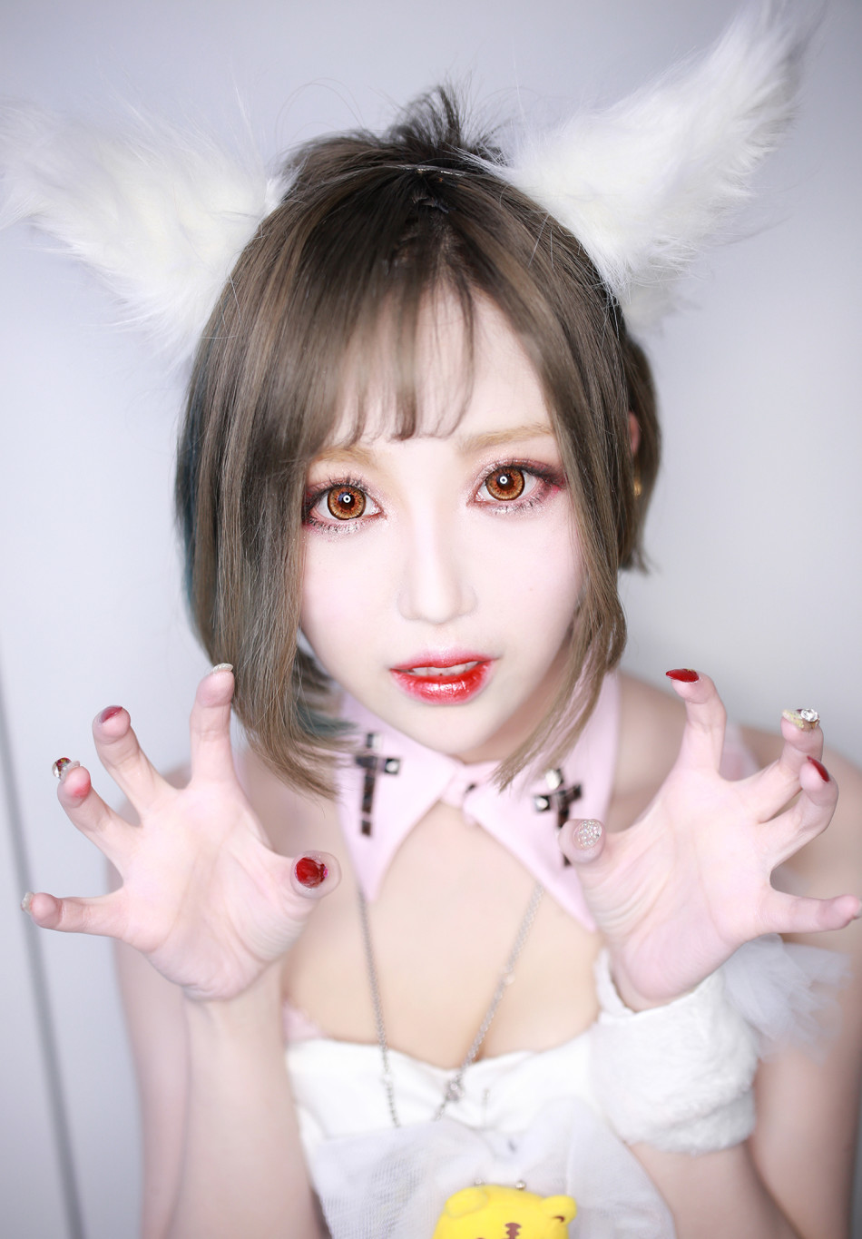 新晋人气混血showgirl晒私照_Z攻略-专注于游戏