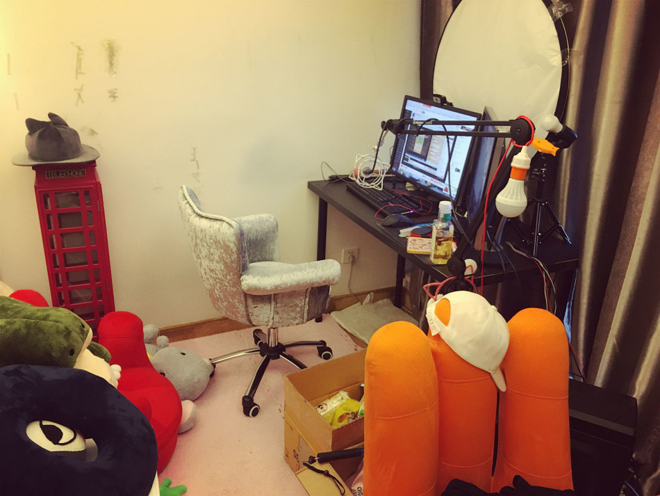 游戏网红节主播直播环境大曝光