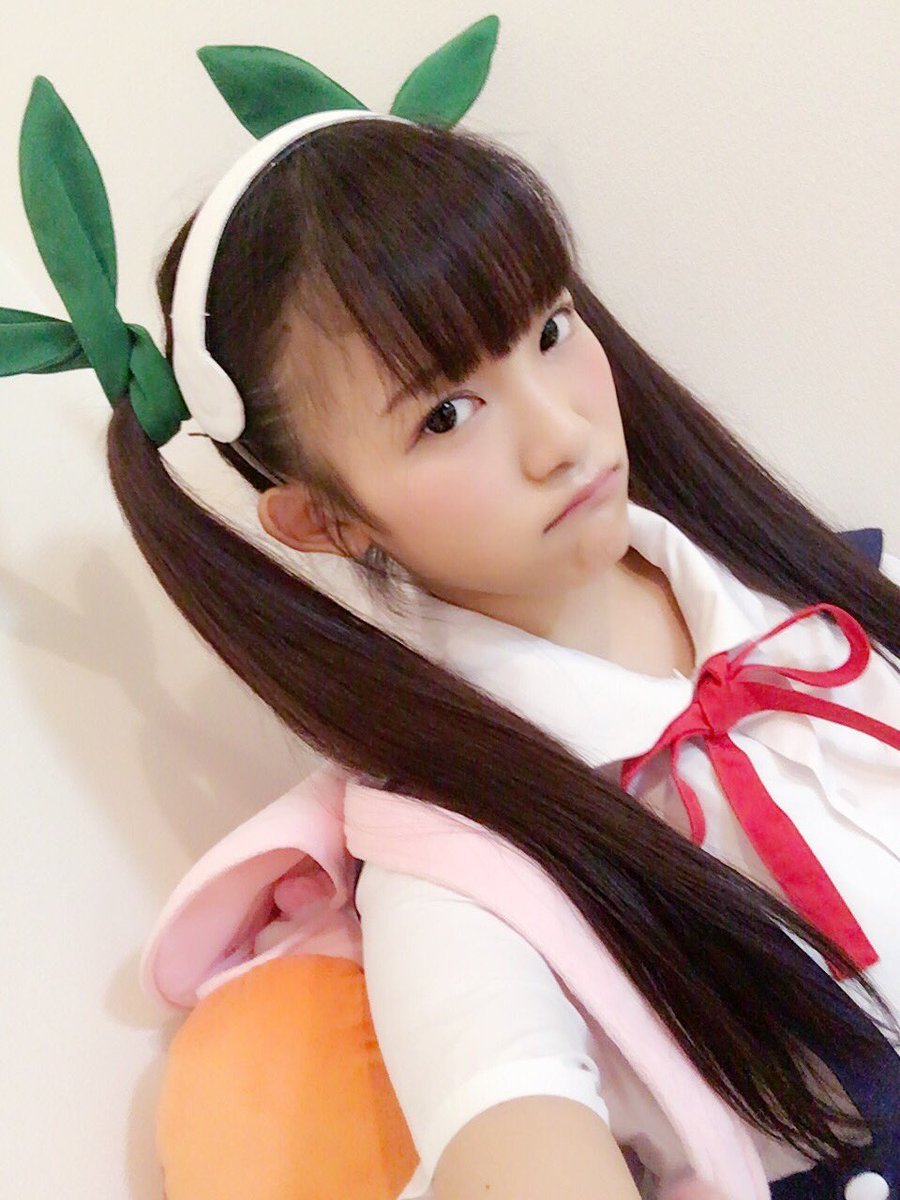 美少女偶像cos小学生神还原(8)