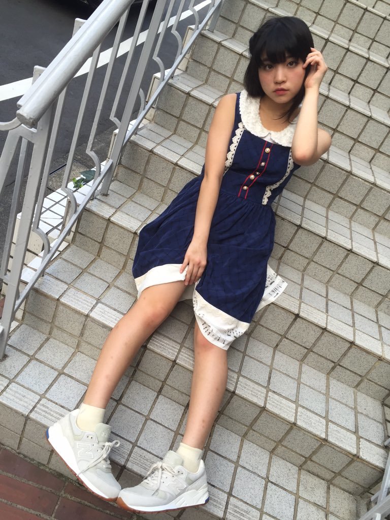 17岁就这么胸 性感偶像写真