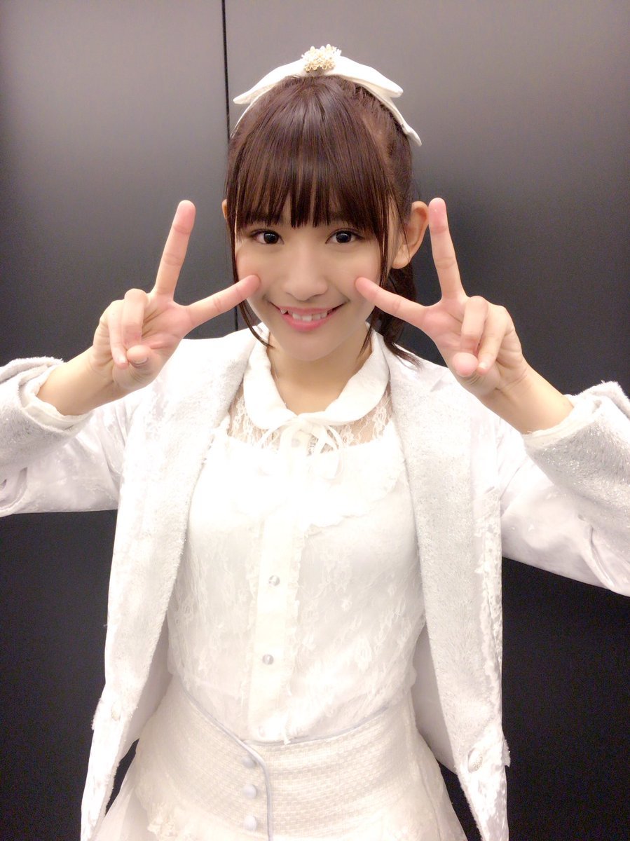 童颜少女浅川梨奈初长成 爱玩游戏沉迷宝可梦(21)