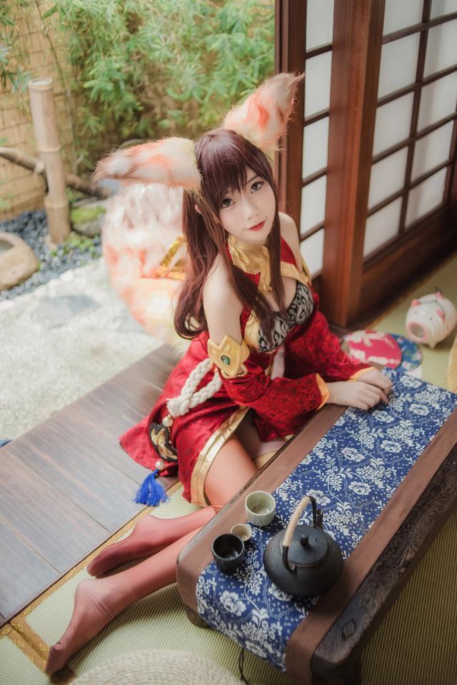 王者荣耀·妲己 cos 我已经很努力的性感了(4)_美女图片_翼风游戏网
