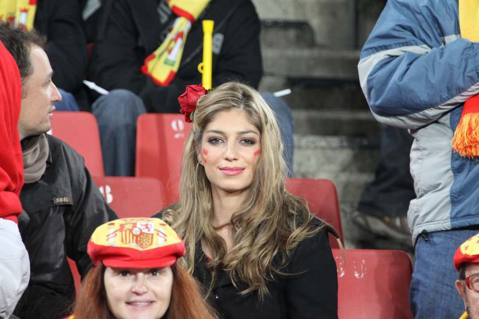 球迷伴随西班牙喜怒哀乐[100P] - 『体育频道』