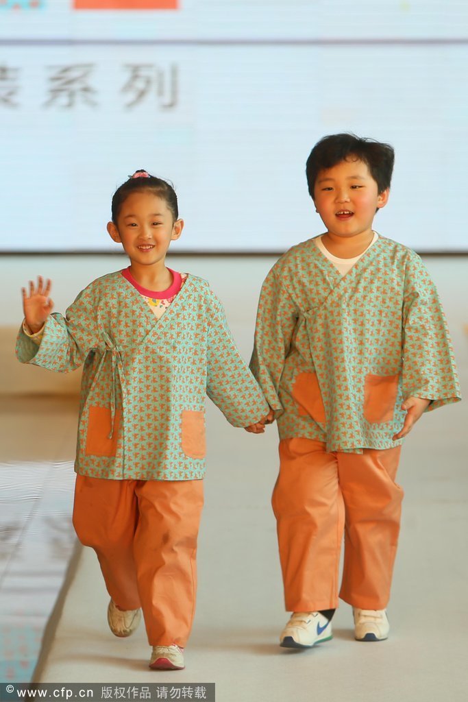 人口办制服_人口普查图片(3)