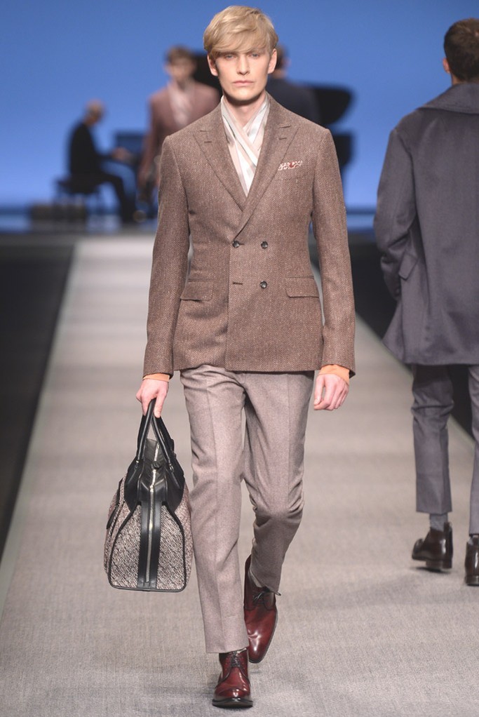 让正装告别古板 Canali 2014秋冬男装-男装-T台