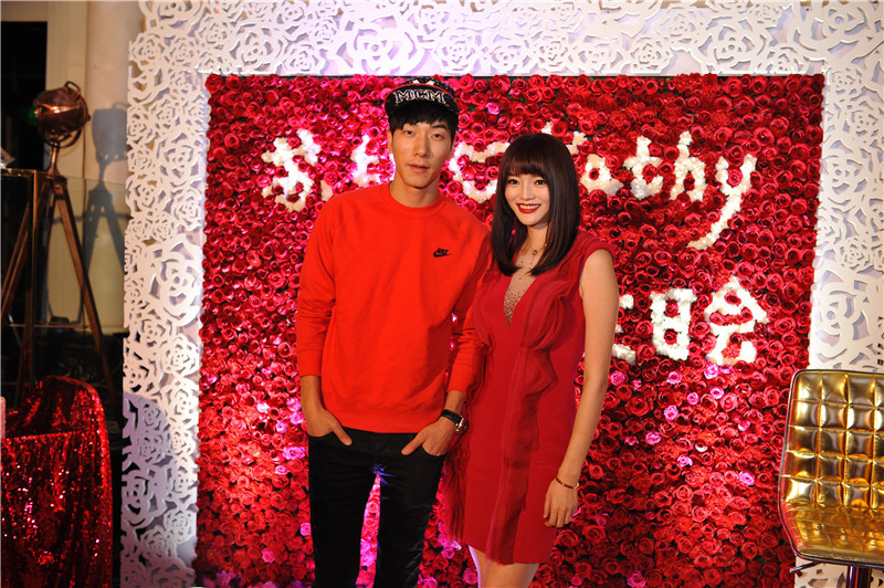 人口计生日的由来_湖南韶山万人唱红歌纪念毛泽东诞辰