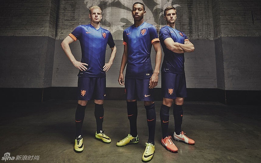 2014巴西世界杯各国球队球衣大比拼 -- 佛山E