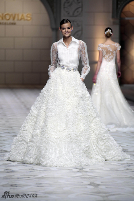 西班牙婚纱品牌_西班牙婚纱品牌Pronovias Brida2015 Glamour 系列