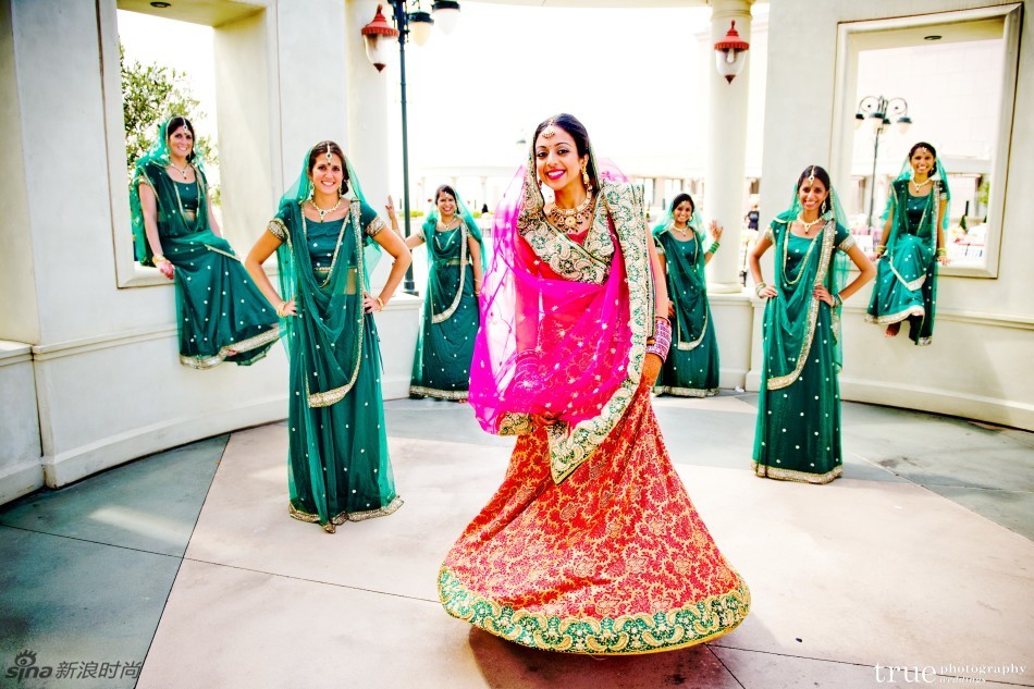 印度婚纱_印度新娘婚纱图片(3)