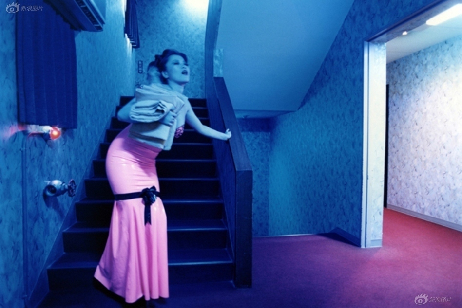 nathalie daoust:东京情趣旅馆