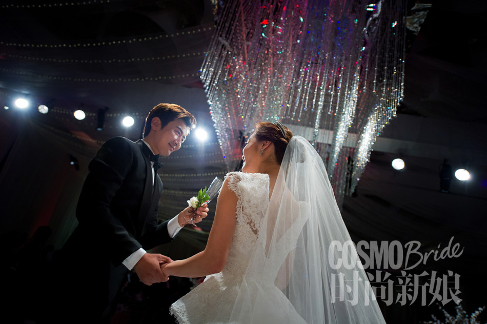 高梓淇蔡琳太原大婚 中式婚礼迎娶韩国媳妇