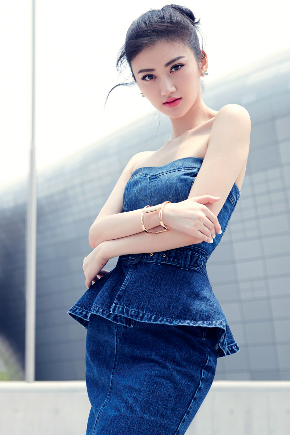 景甜时装大片曝光 教你如何拍出大长腿 -- 佛山