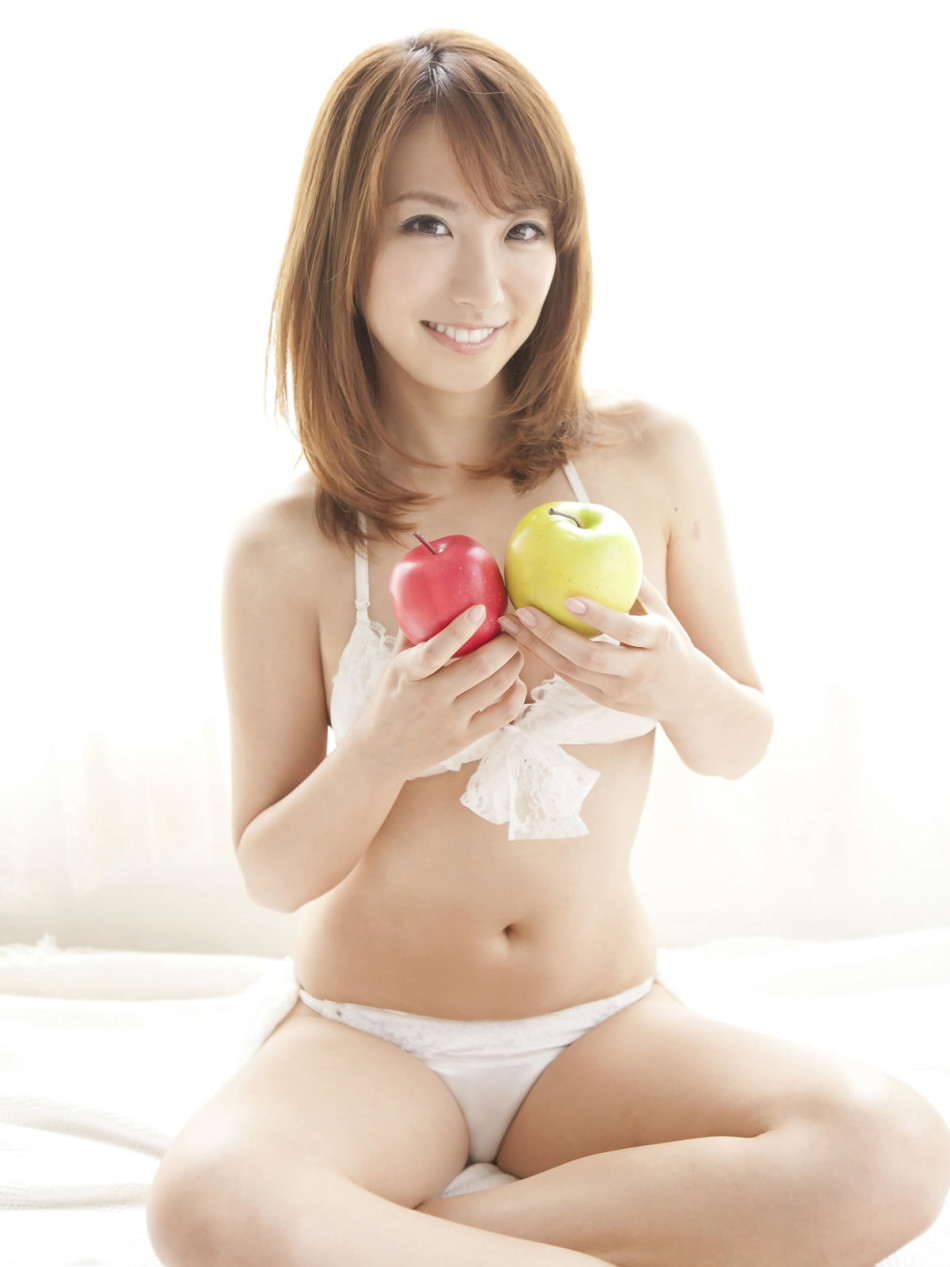 日本性感女神扯破内衣_日本性感女神(2)