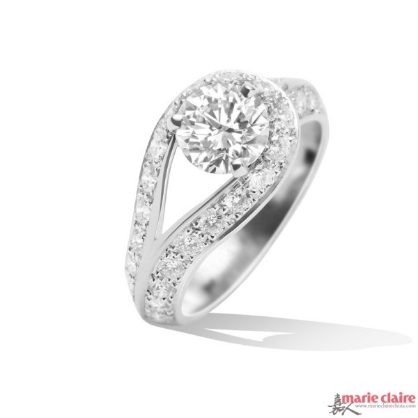 女人一生的珍爱之选  周杰伦订婚 戒指猜想 -- 佛