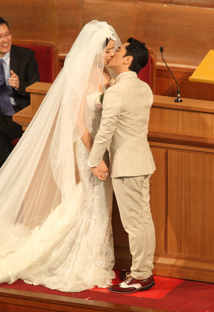 王祖蓝婚纱_王祖蓝婚纱照