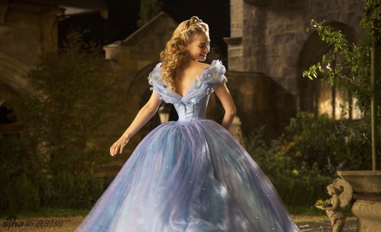 <em>情迷</em>现代灰<em>姑娘</em> 莉莉-詹姆斯的24个完美瞬间 -