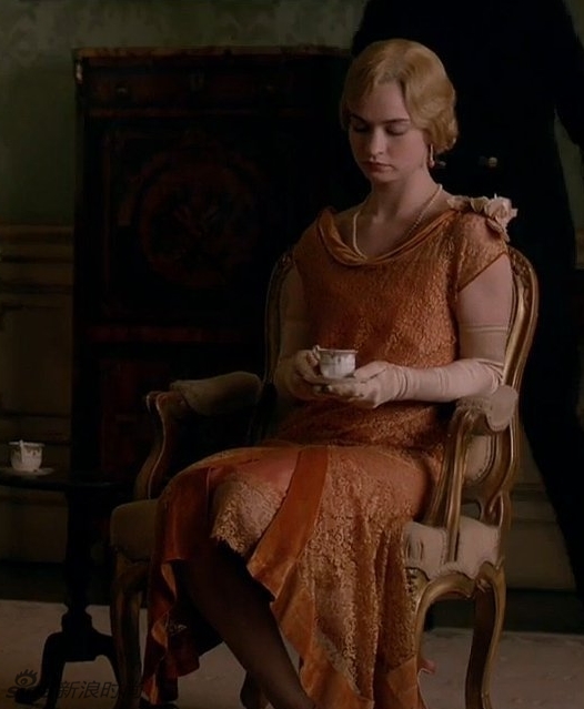 <em>情迷</em>现代灰<em>姑娘</em> 莉莉-詹姆斯的24个完美瞬间 -