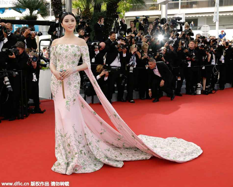 定州电影节闭幕女星美艳华人造型v女星戛纳午夜电影图片