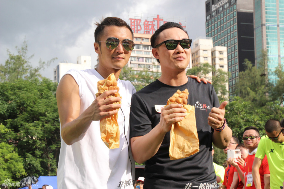 谢霆锋和陈奕迅,谢霆锋范冰冰玩自拍,谢霆锋范