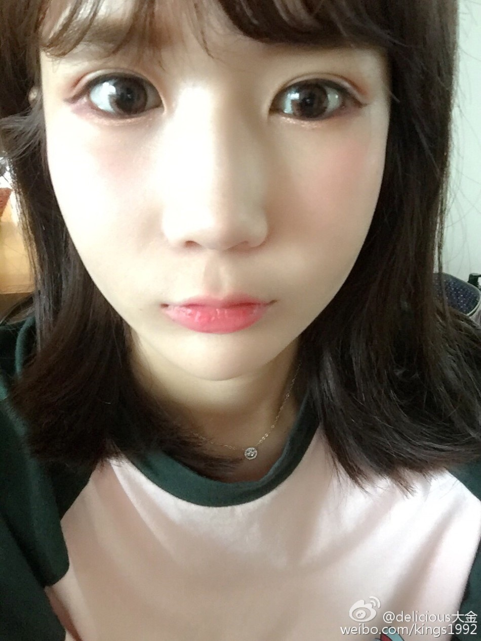 网红扎堆晒素颜