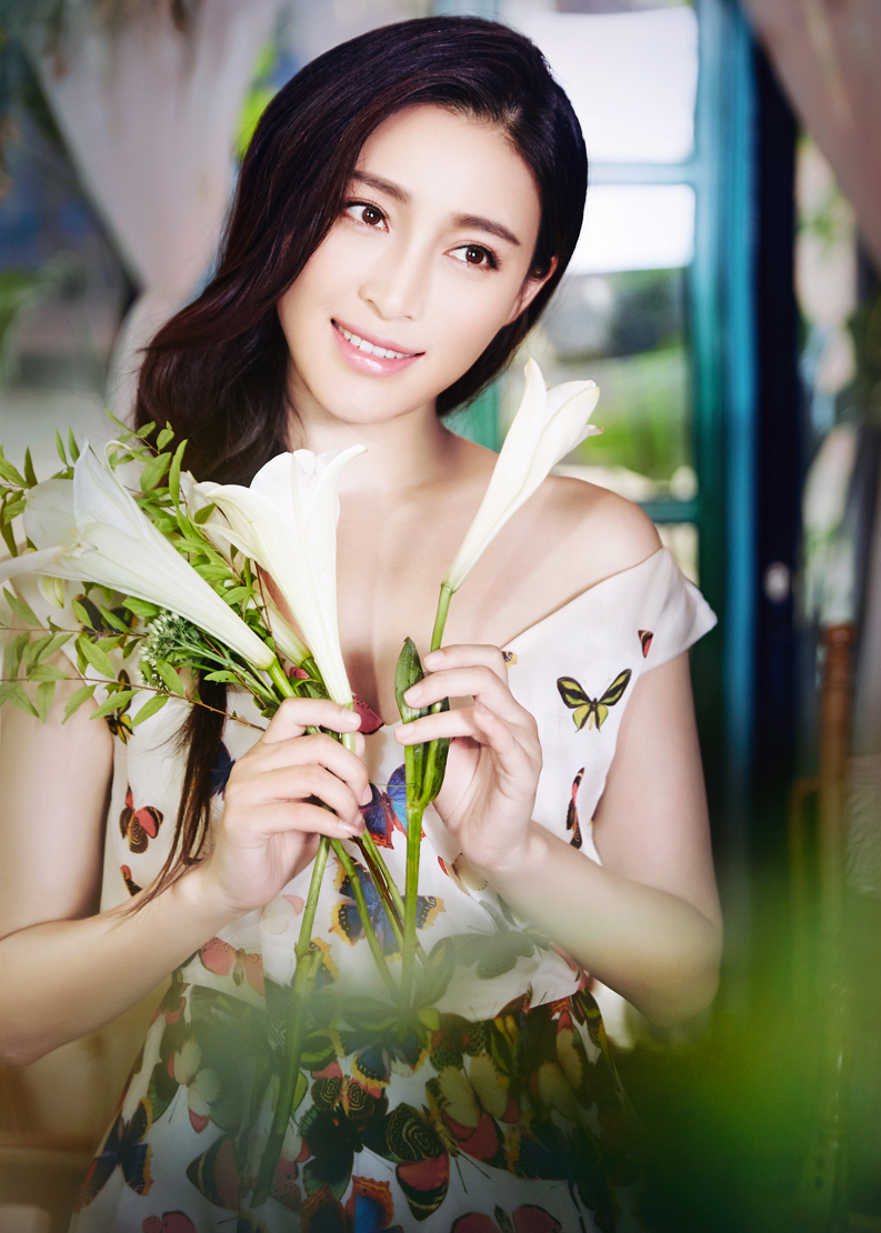 甘婷婷曝花仙子写真 清纯性感魅力撩人