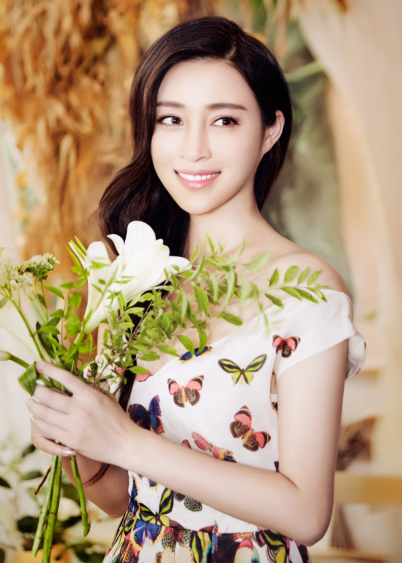 甘婷婷曝花仙子写真 清纯性感魅力撩人