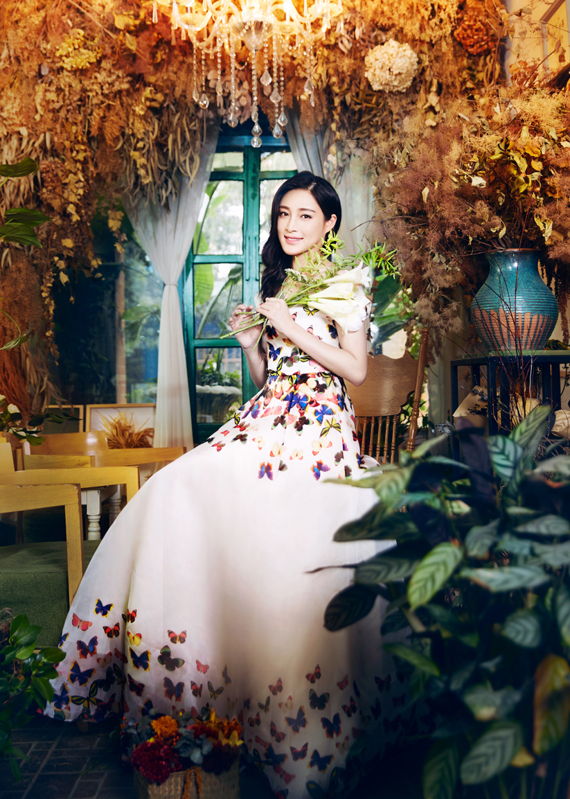 甘婷婷曝花仙子写真 清纯性感魅力撩人