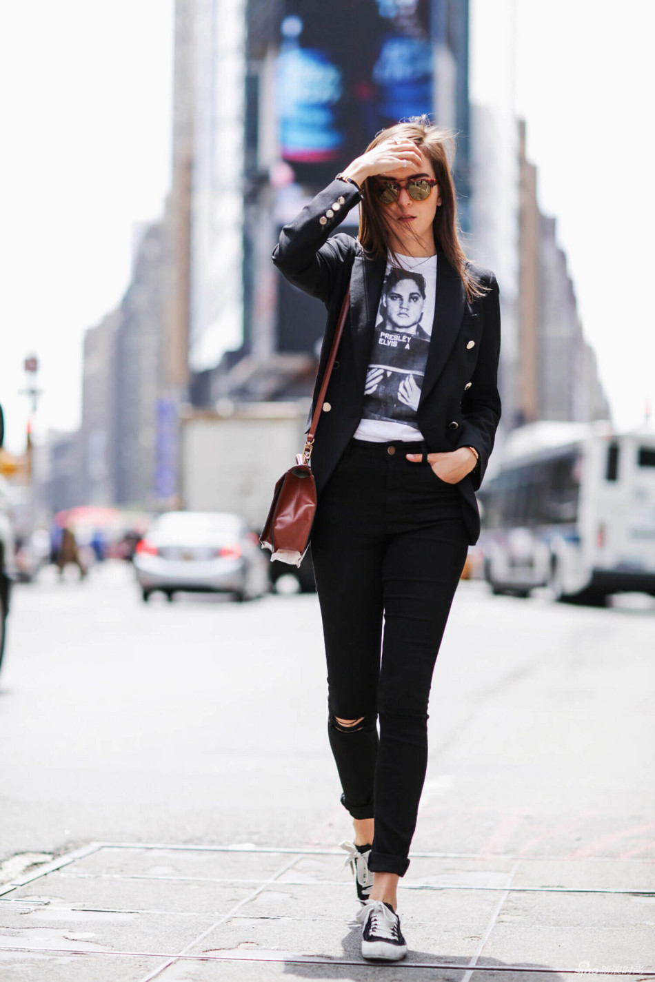 皮衣翻制猜一成语_木猜一成语疯狂看图(2)