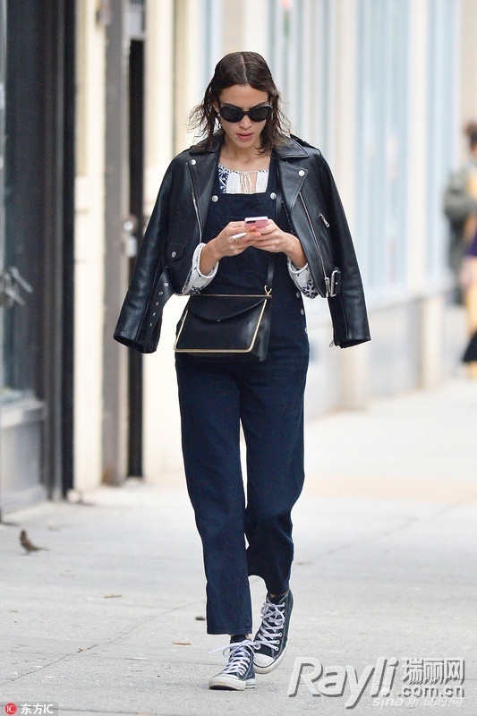 皮草的穿衣搭配图片 84625_1454779_322526.jpg