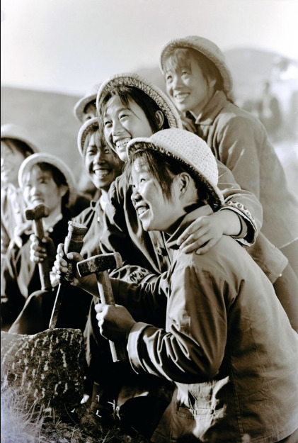 老照片七:70年代的中国农村(3/10)