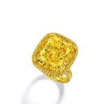 天然浓彩黄色钻石戒指