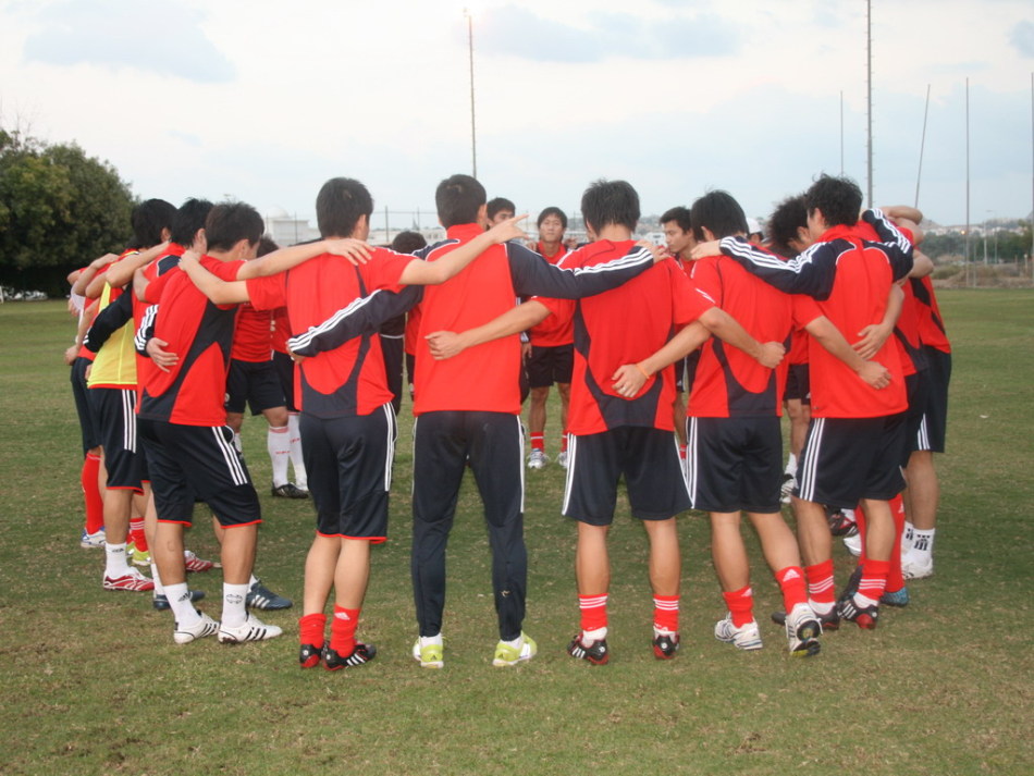 李霄鹏：国安对我们而言是“巨大”的对手