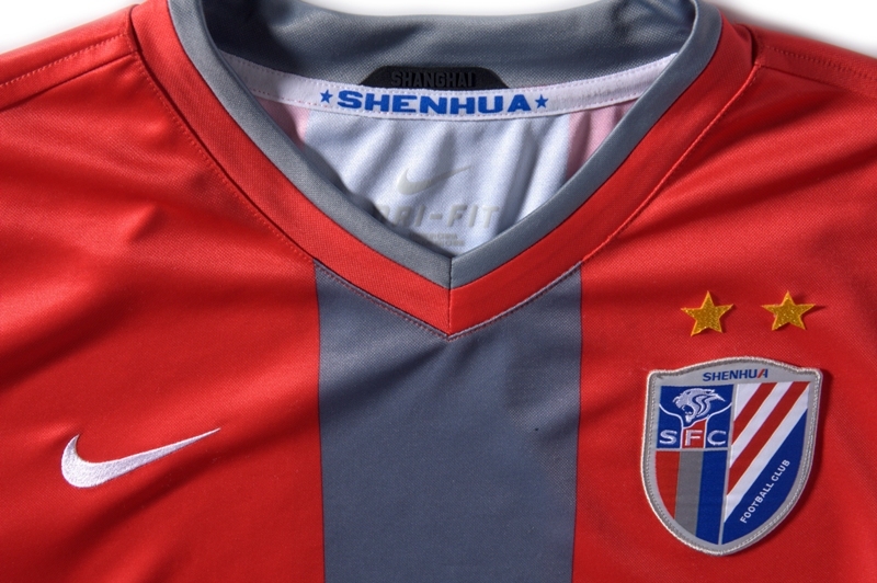 2010中超16强新款球衣亮相