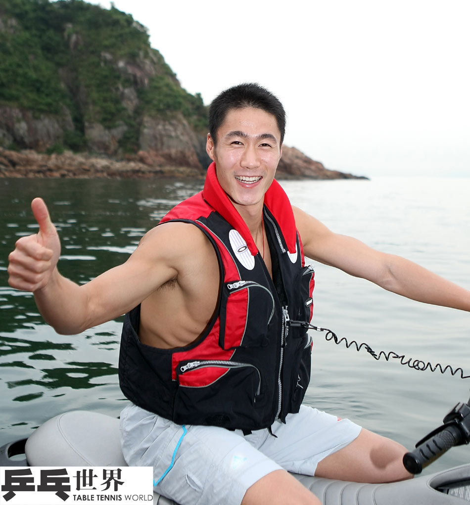 王励勤首张泳裤照曝光