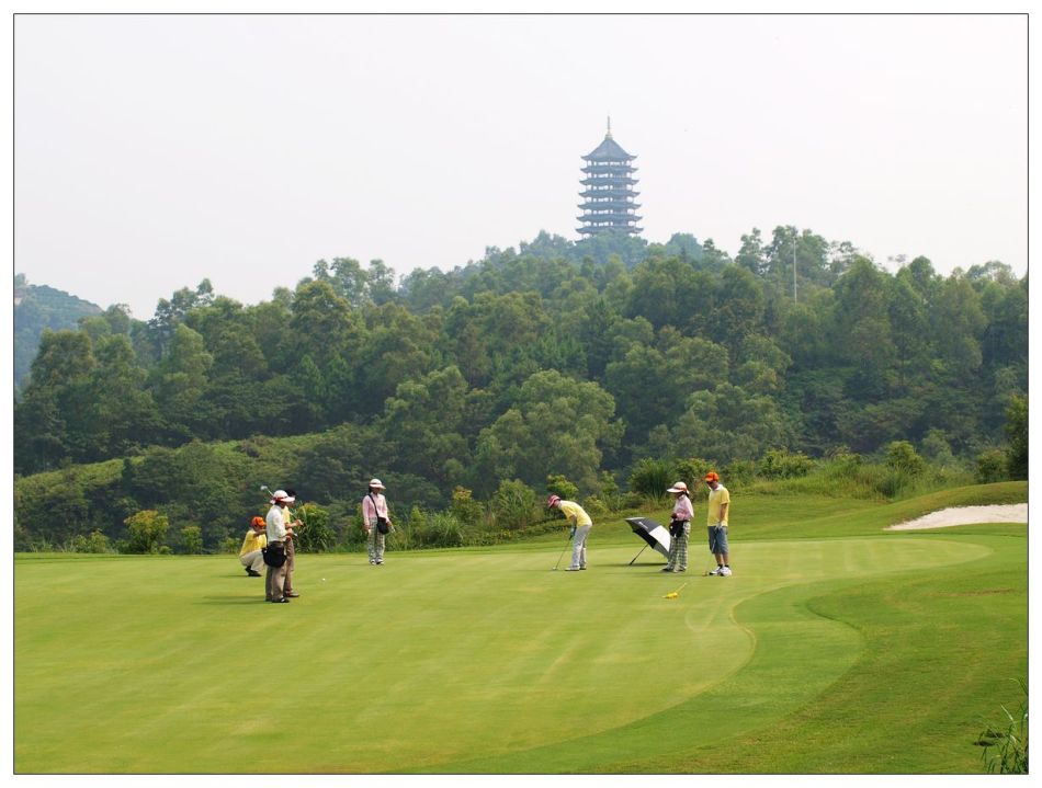 揭西京明高尔夫球会8#洞发球台