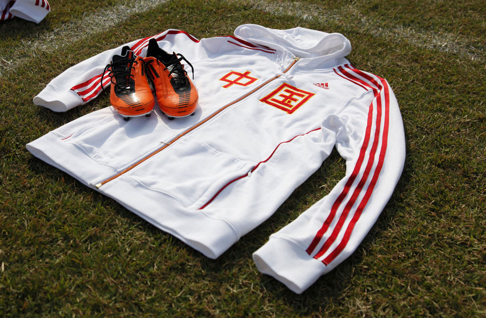 突然就追上了！森林狼連續失誤 古德溫三分+反擊上籃追到差1分