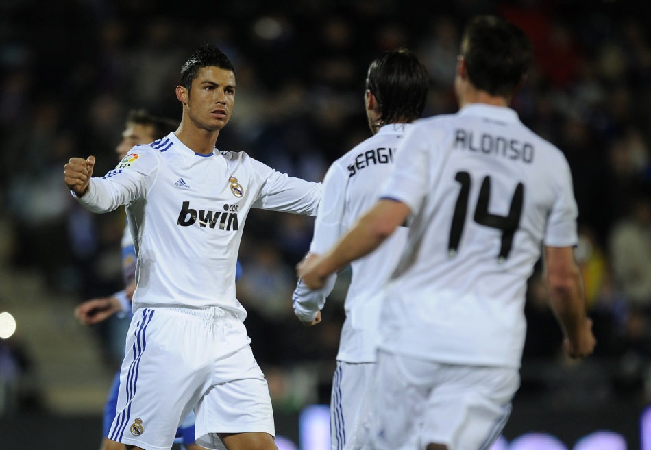 皇马排名_c罗皇马图片