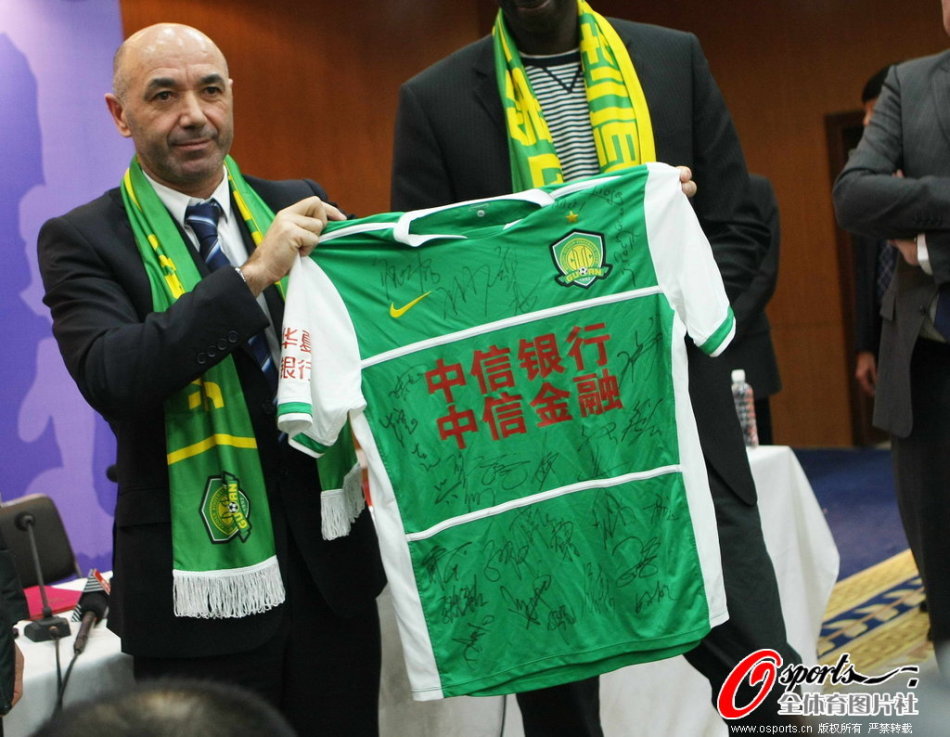 杜蘭特解釋在火箭戰勝魔術比賽中，為何對阿門·湯普森不守規矩