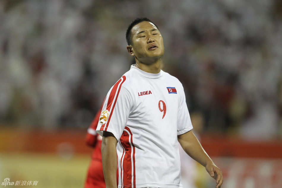 韩镕泽赛后：赢球靠全队奋不顾身地去拼，感谢球迷一年来的支持