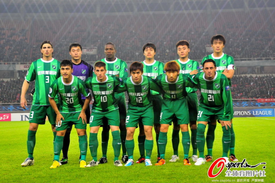 记者：海港错失良机后穆斯卡特并非被“气”走，而是抽空上个厕所