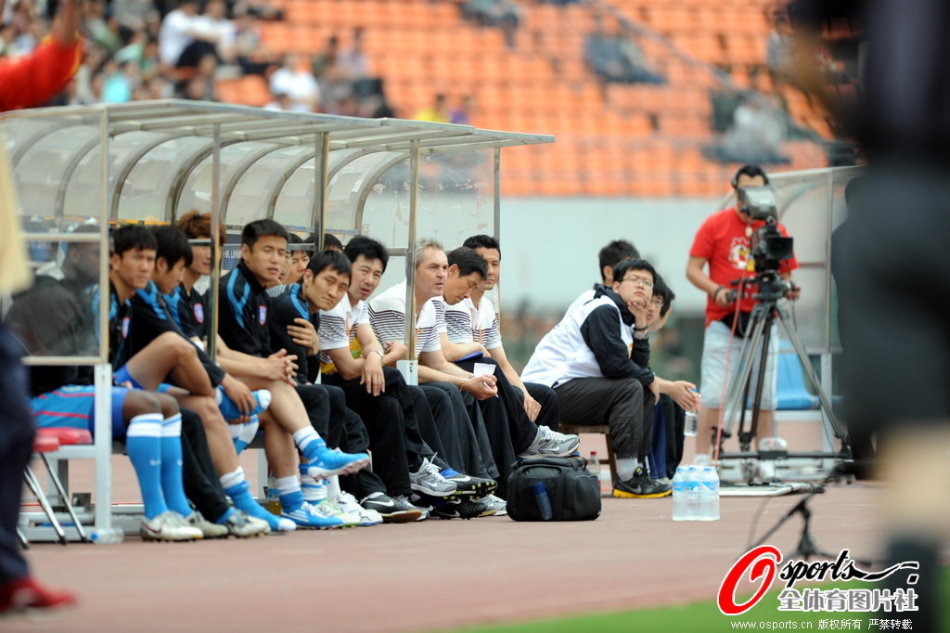 [流言板]馬?。簬炖锟诚?8分居然沒贏球，他需要更多的幫手