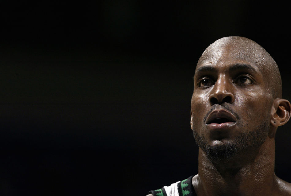 nba咆哮帝加内特职业生涯咆哮装备集锦_高清图集_新浪