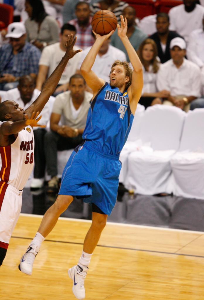 达拉斯小牛队获得了2011nba总决赛冠军