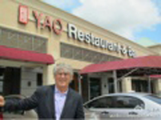 维金斯：阿德巴约能从一防到五 他绝对是联盟中最好的防守者之一