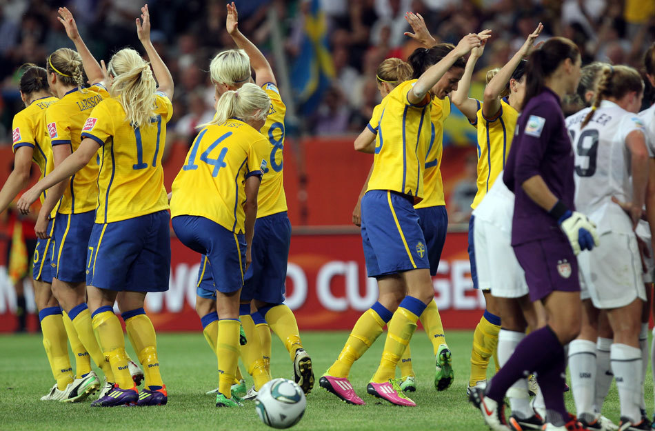 [流言板]AG发布前线训练室速报：哥几个认真备战中