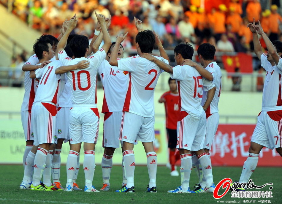 讓你們裝！狄龍：對手早早就大放厥詞 話最多的那個最后失誤兩次