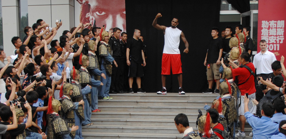 詹姆斯中国行西安站 - 新闻中心 - 佛山信息网 |